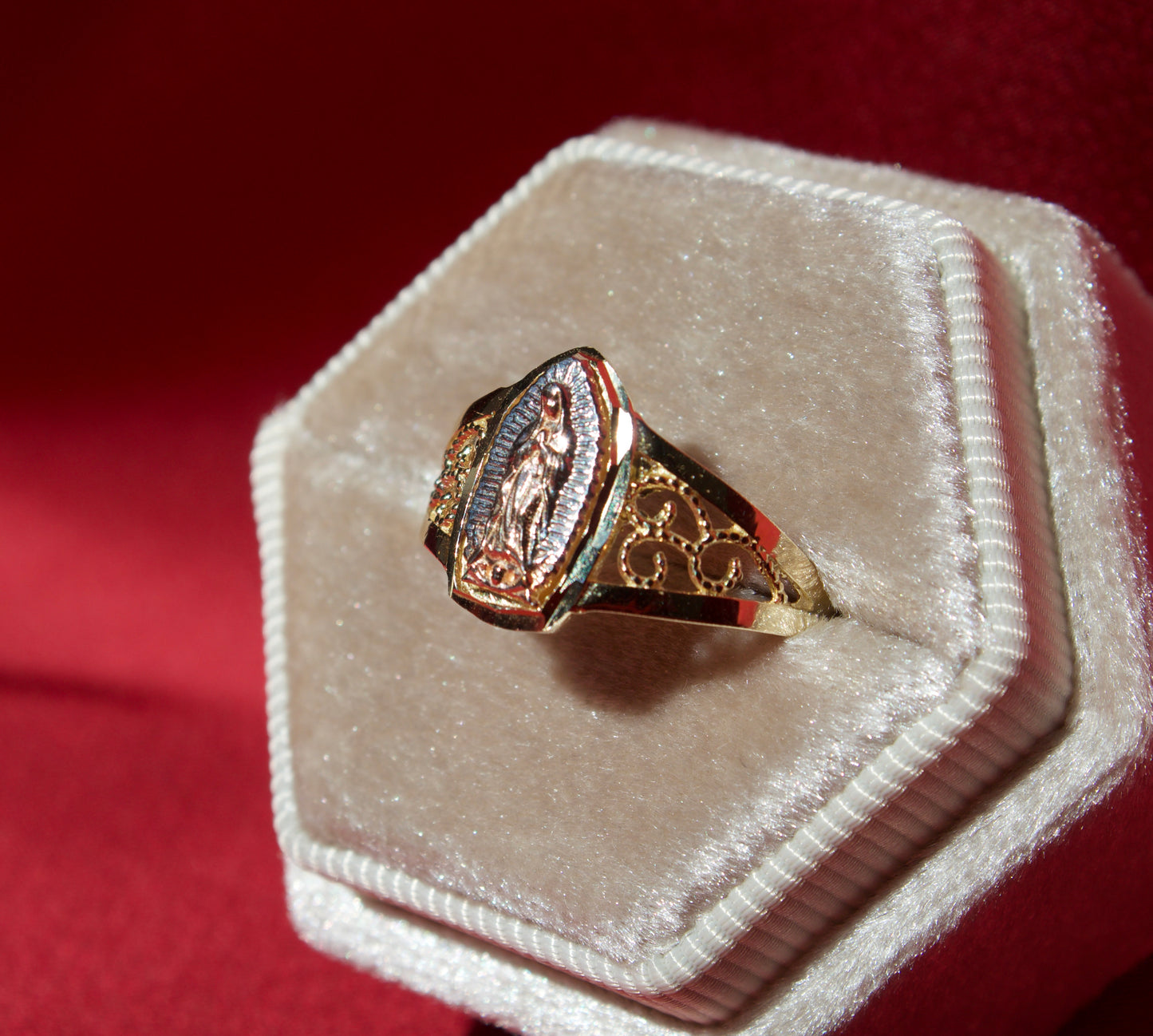 14K Gold Classic Virgencita Ring Size 6.5