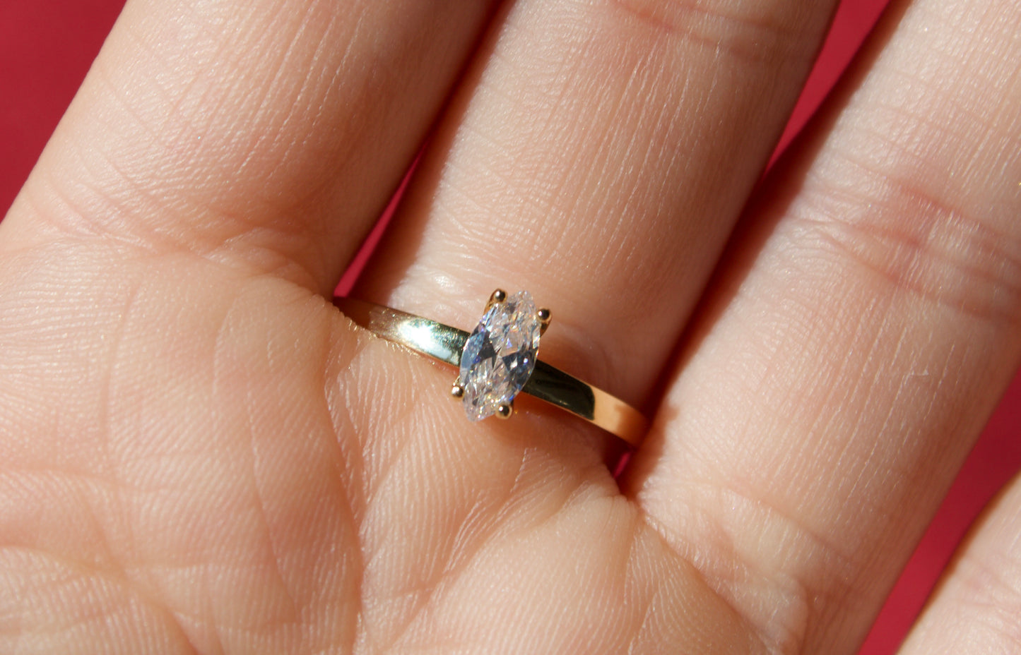 14K Gold marquise stone ring size 7.5