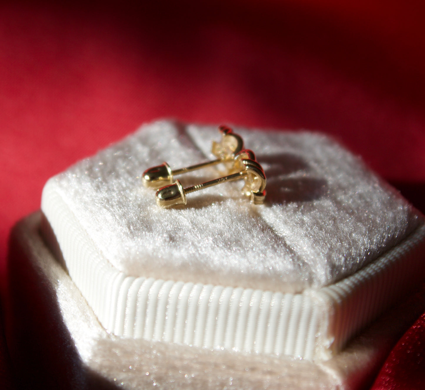 14K Gold knot earrings