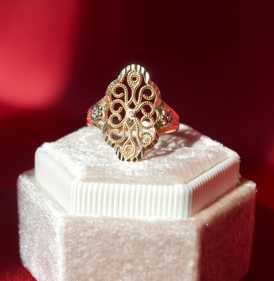 14K Gold Vintage style ring Size 7.5
