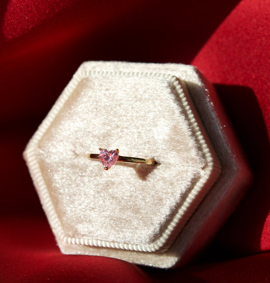 14K Gold pink heart shaped ring size 3