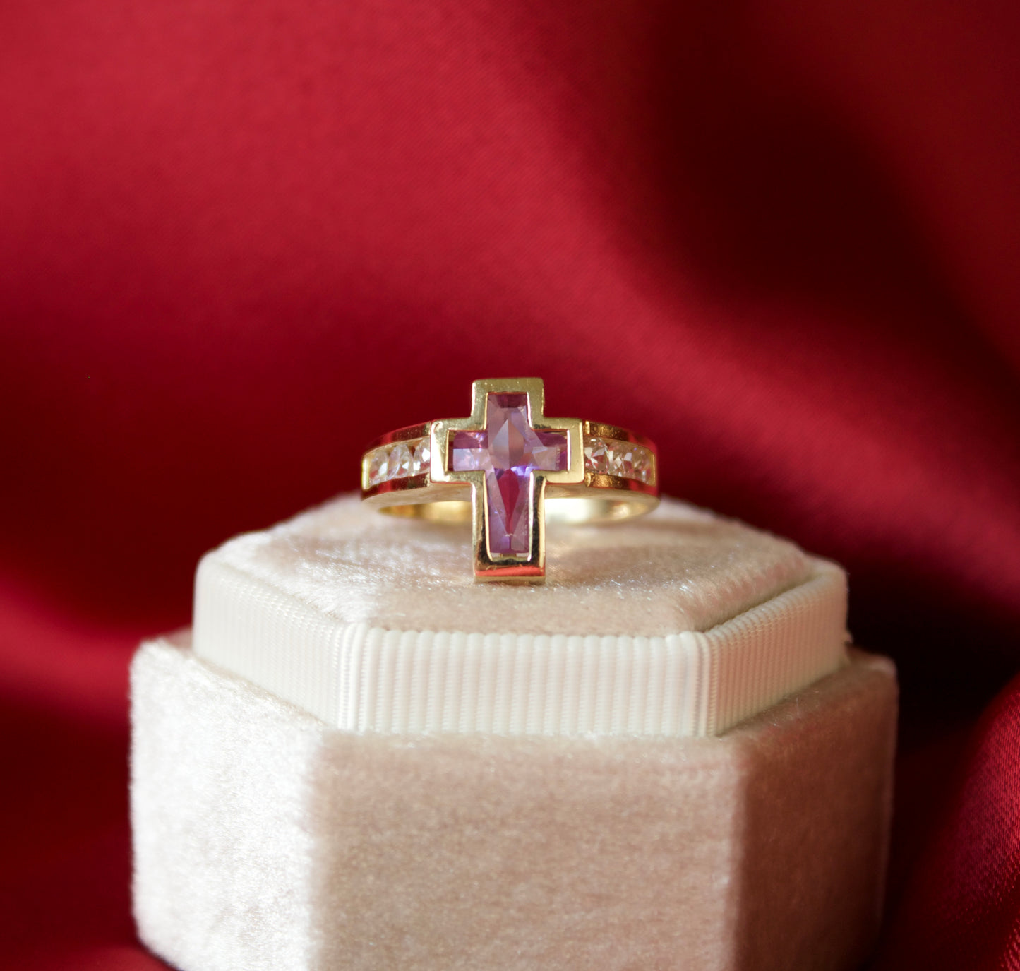 14K Gold purple stoned cross ring size 7