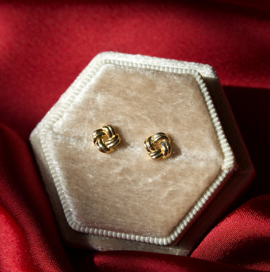 14K Gold knot earrings