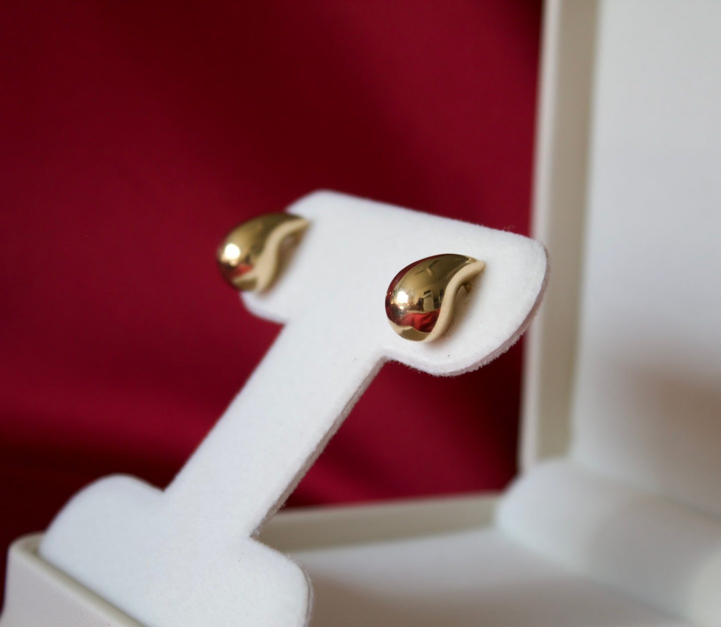 14K Gold teardrop earrings
